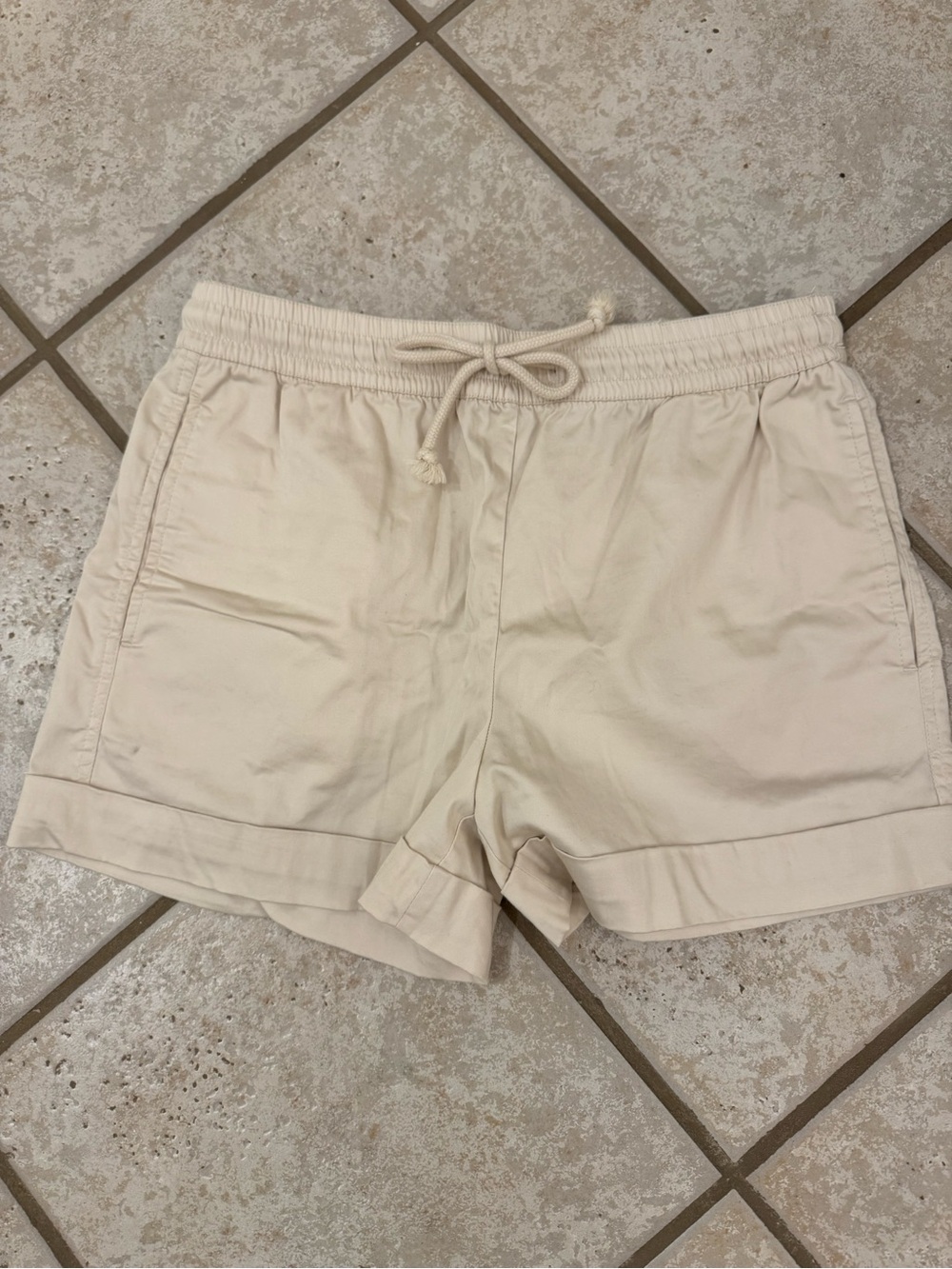 Women’s Drawstring Cream Casual Shorts